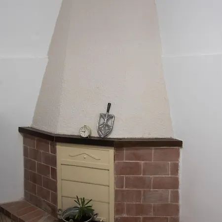 Al Borgo Maison לינה וארוחת בוקר