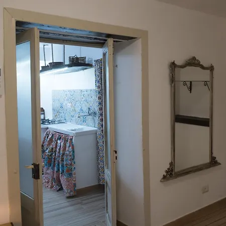 Al Borgo Maison לינה וארוחת בוקר 4*